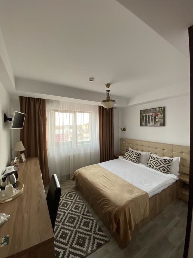 Гостевой дом Casa Muntenească Alessandro Питешти-5